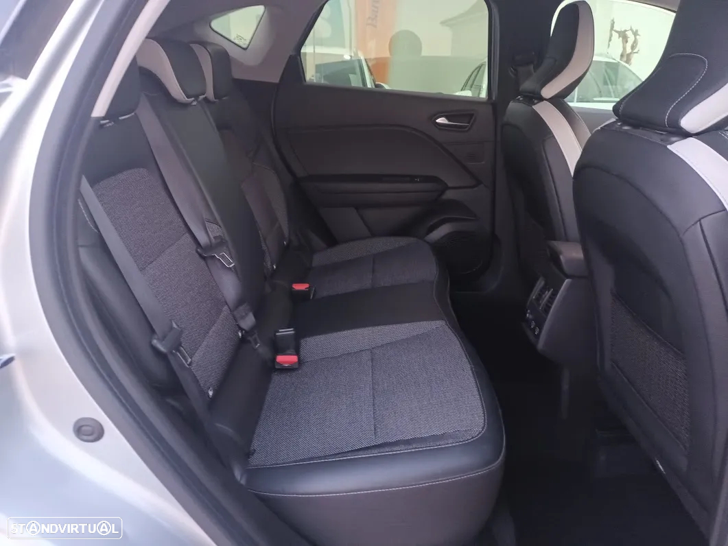Renault Captur 1.6 E-Tech Plug-In Intens - 38