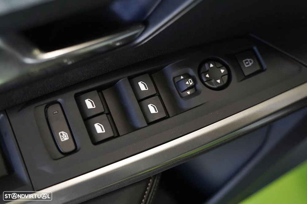 Peugeot 5008 1.2 Hybrid Allure e-DCS6 - 16