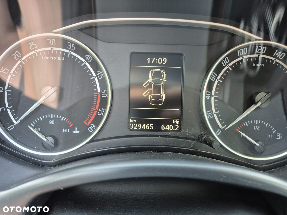 Skoda Octavia 2.0 TDI DPF RS - 3