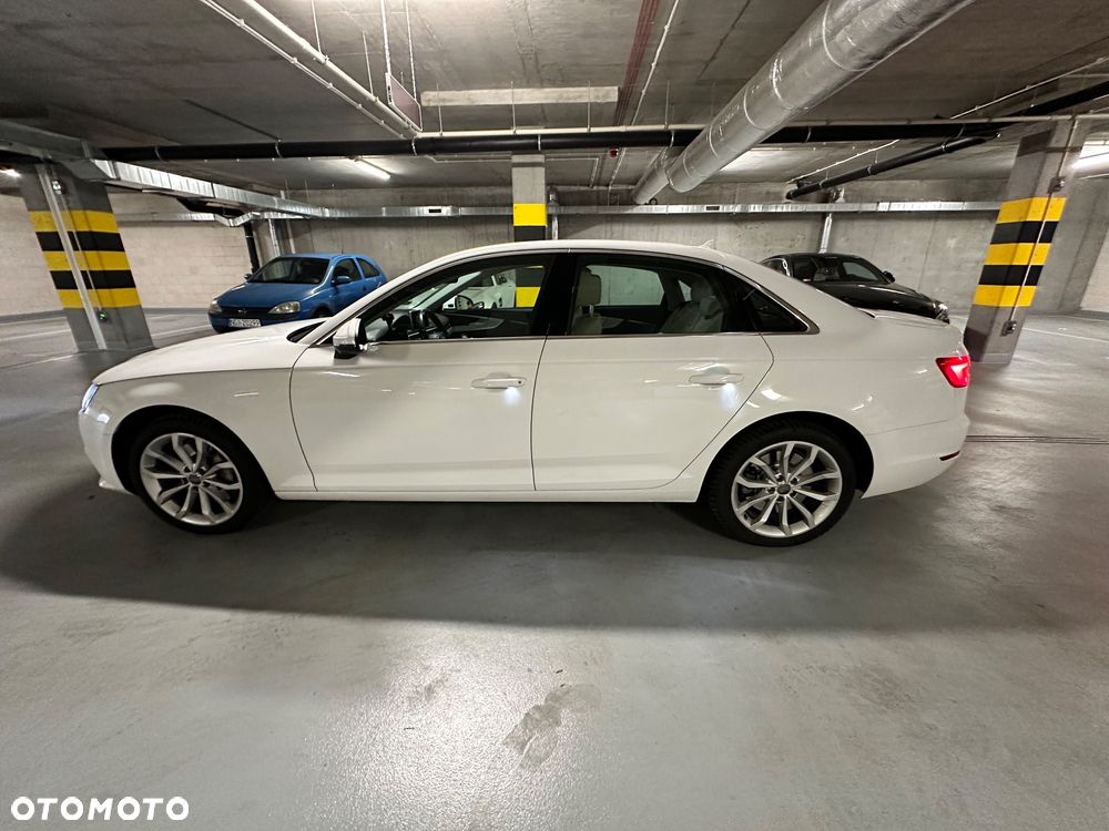 Audi A4 Limousine - 10