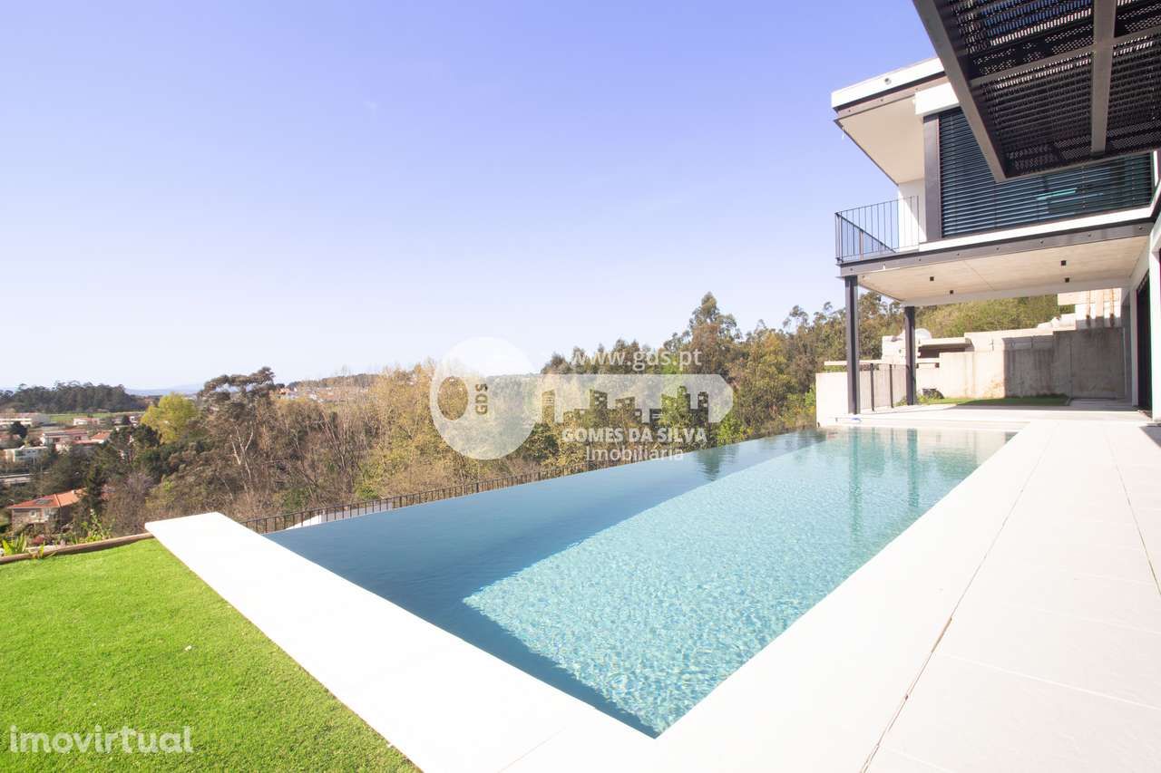 Moradia T3 Contemporânea e Diferenciada em Braga - Grande imagem: 3/60