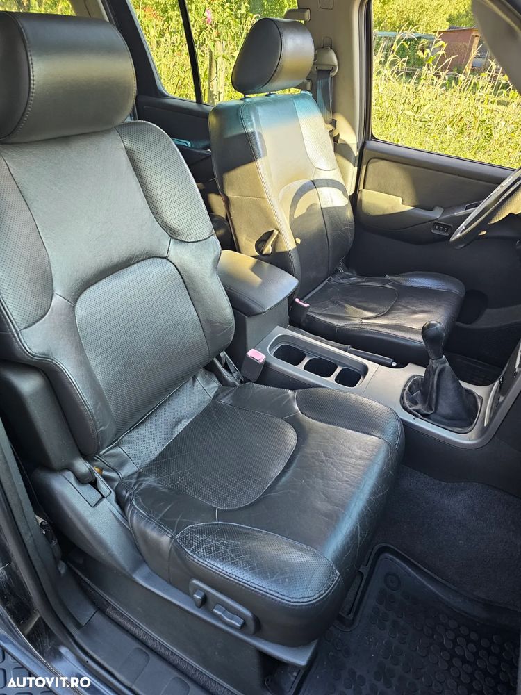 Nissan Pathfinder 2.5 dCi LE - 8
