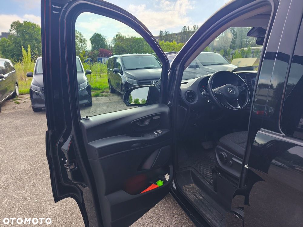 Mercedes-Benz E-Vito - 14