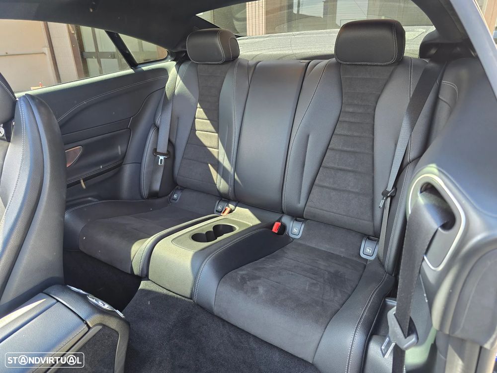 Mercedes-Benz E 220 d 9G-TRONIC AMG Line - 27