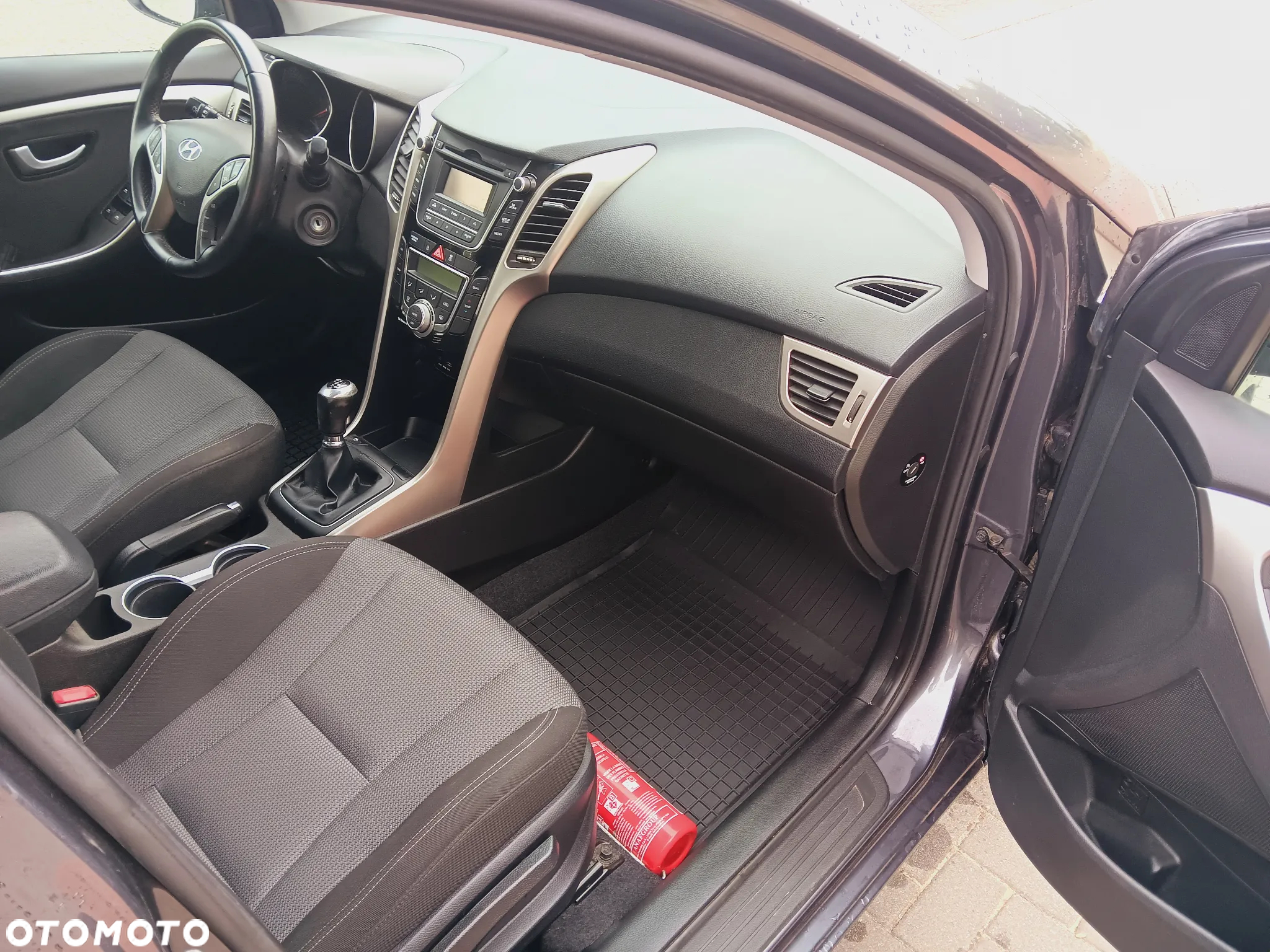 Hyundai i30 1.6 CRDi BlueDrive Comfort - 8
