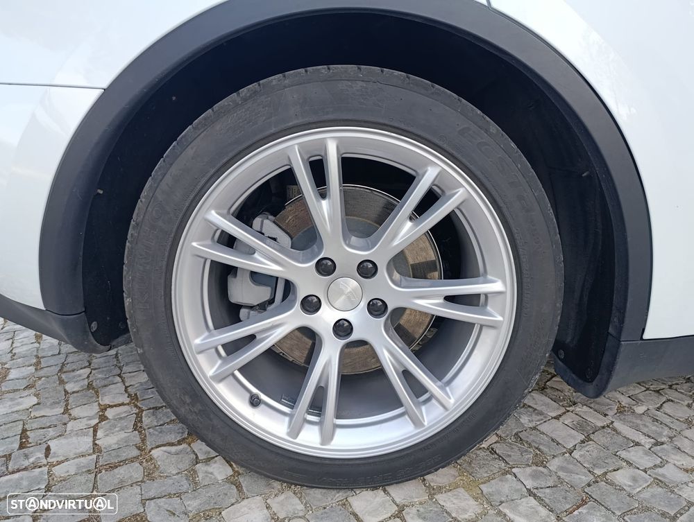 Tesla Model Y Tração Traseira - 21