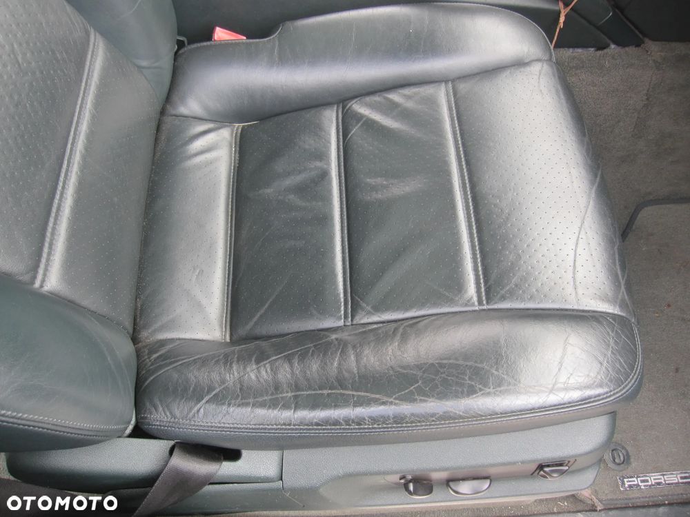 Porsche Cayenne - 11