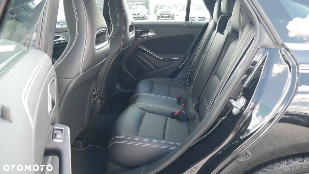 Mercedes-Benz CLA - 20