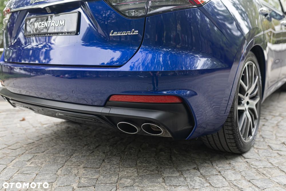 Maserati Levante MHEV GT - 11