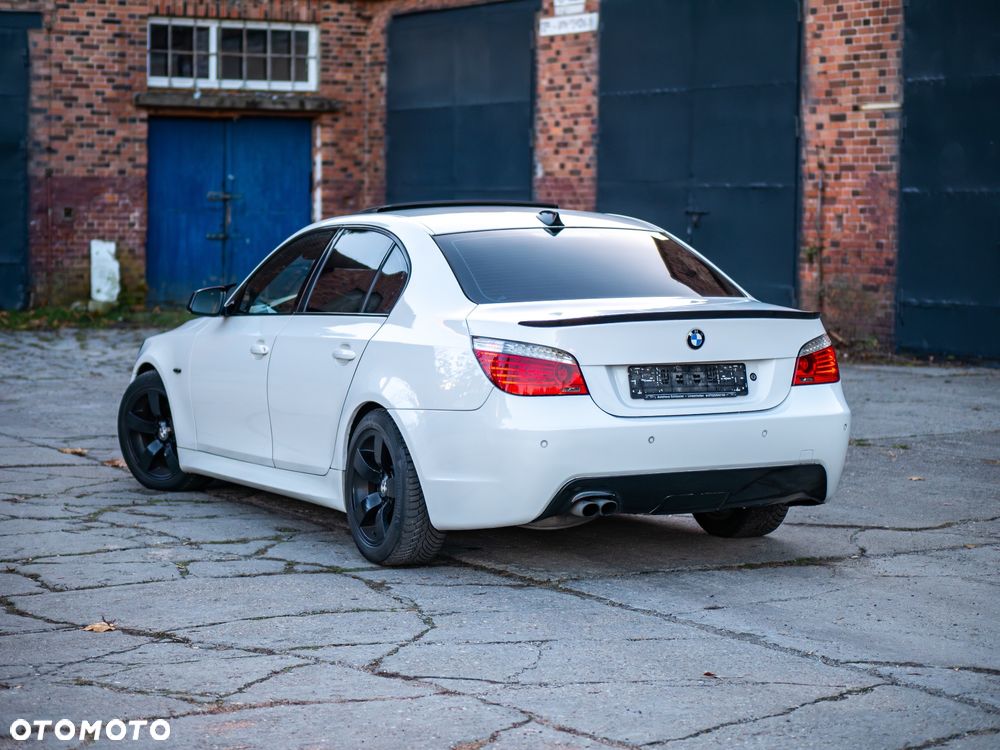 BMW Seria 5 525d xDrive Edition Sport - 13