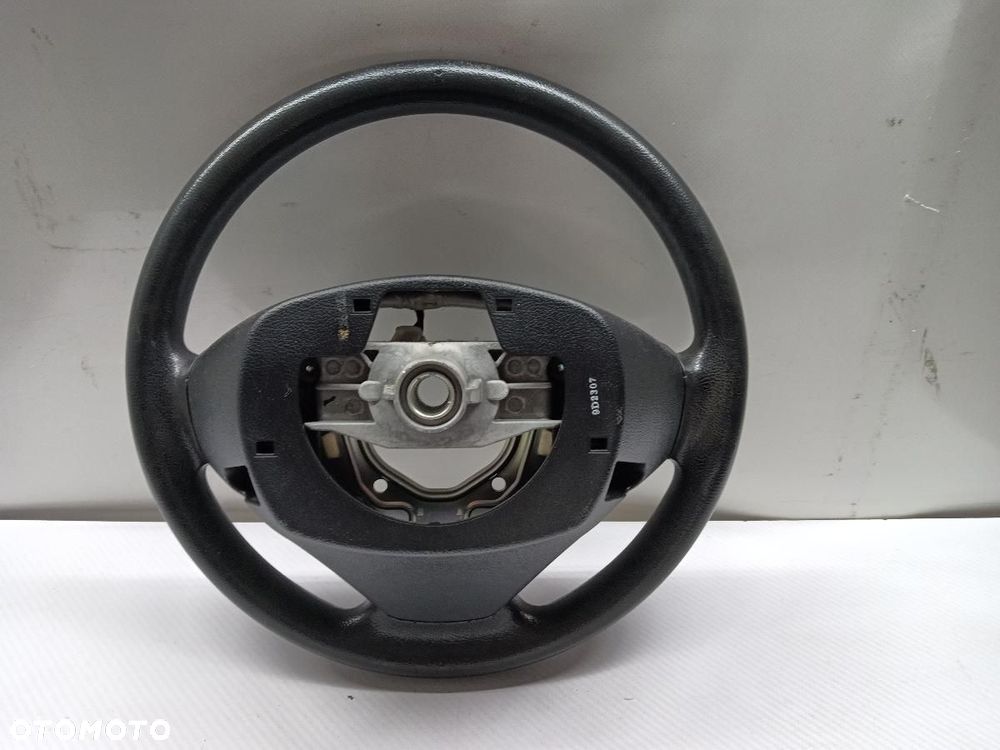 KIEROWNICA MULTIFUNKCYJNA KIA PROCEED I - 4