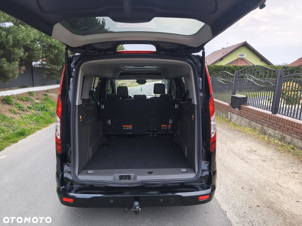 Ford Tourneo Connect Grand - 8