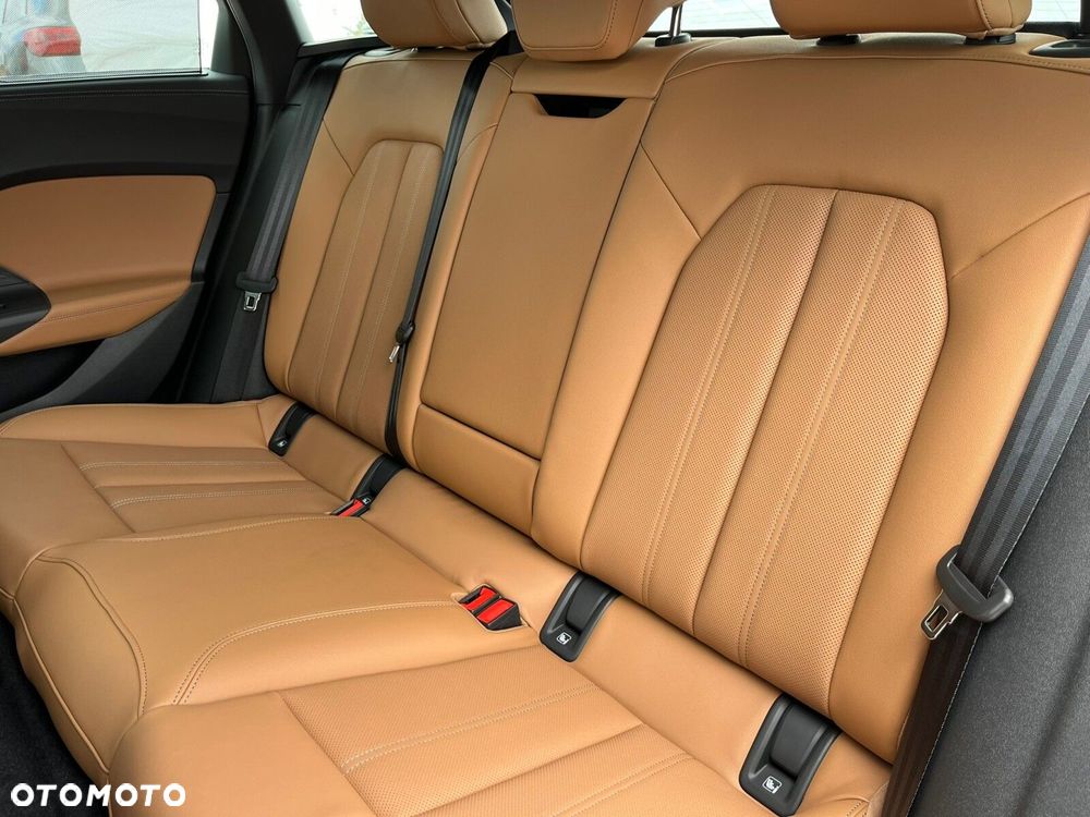 Audi A5 Limousine - 14