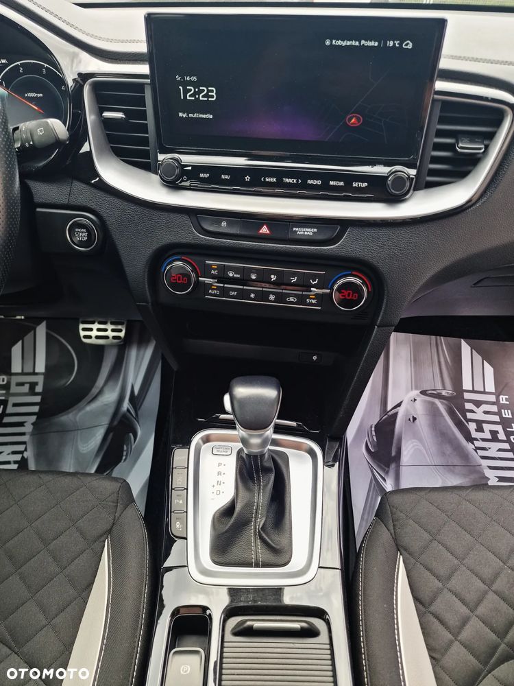 Kia ProCeed 1.6 CRDi GT Line DCT - 28