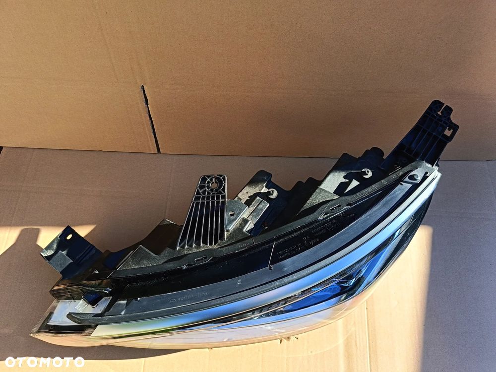 Full Led lewy BYD ATTO 3 III lampa lewa SC2Z-4121010 reflektor - 2