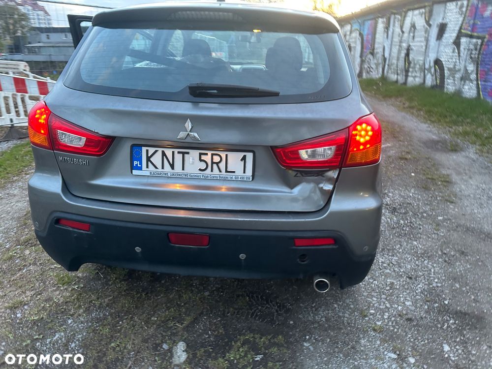Mitsubishi ASX 1.8 DID Instyle 4WD AS&G - 8