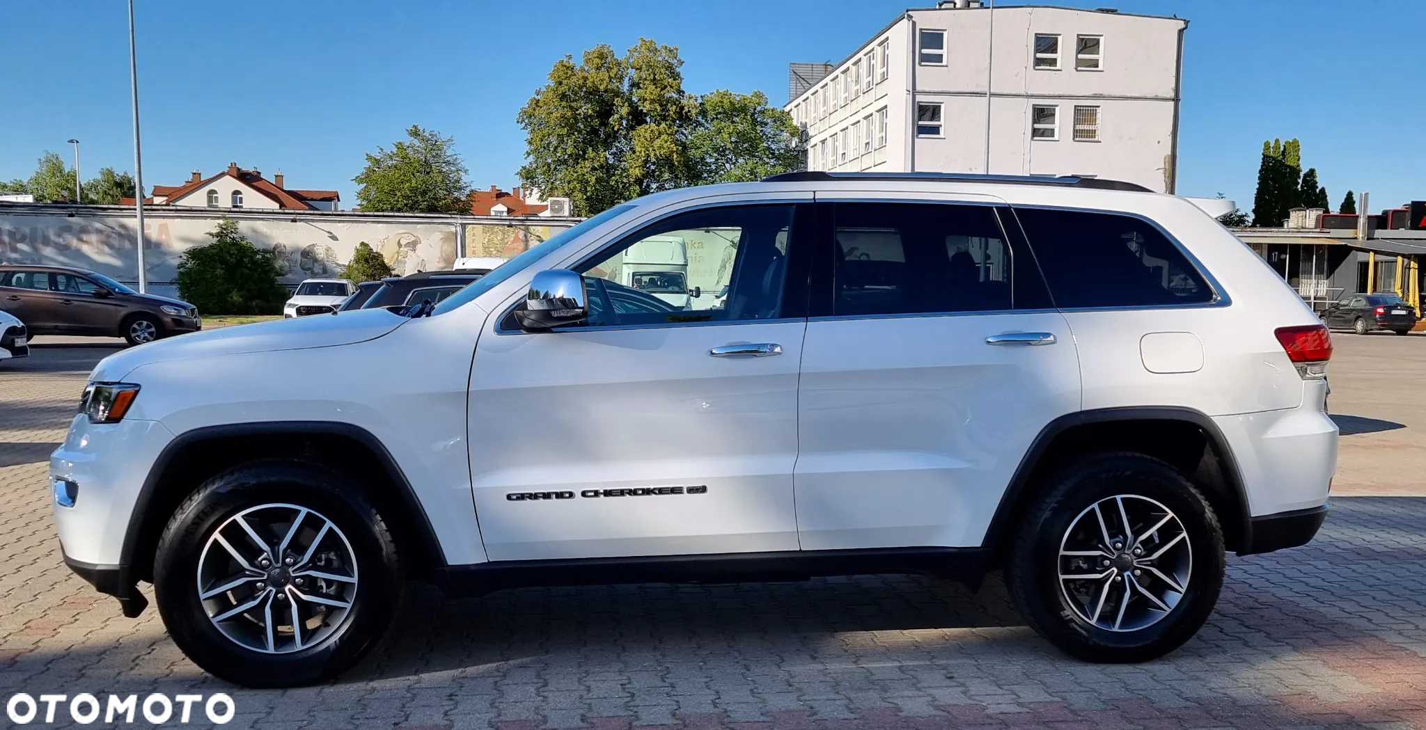Jeep Grand Cherokee - 4