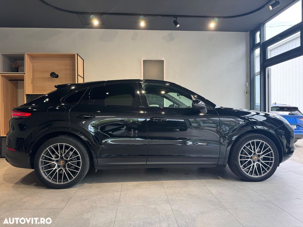 Porsche Cayenne Coupe - 16