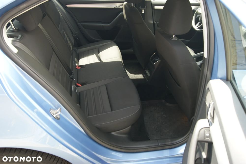 Skoda Octavia 1.6 TDI Ambition - 7