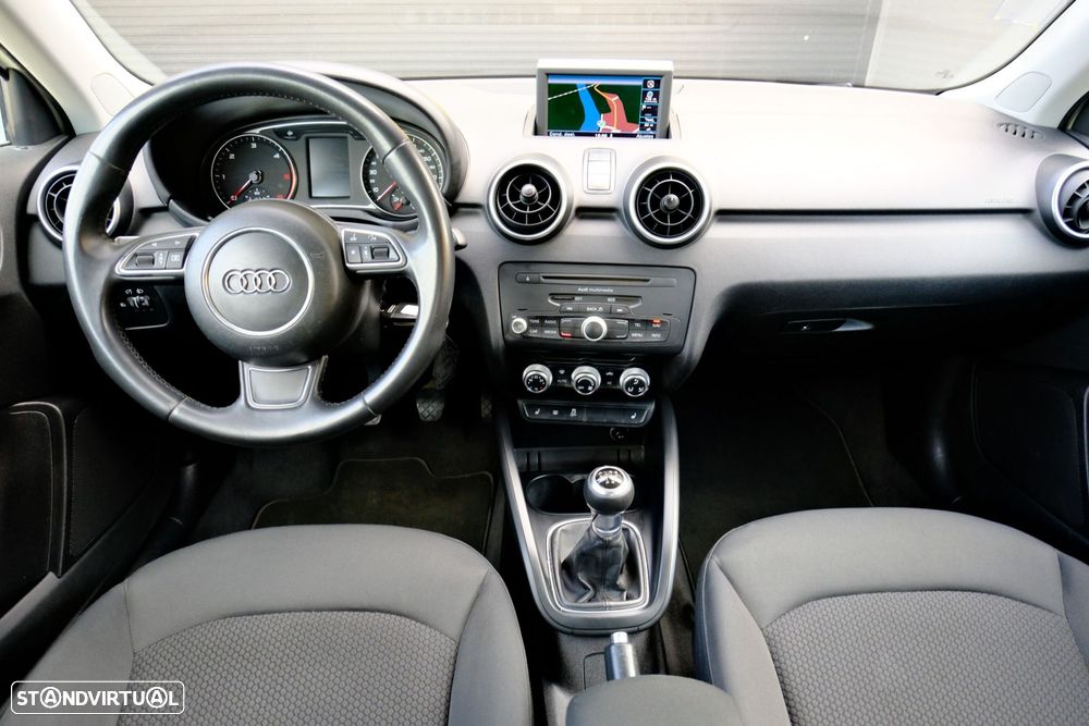 Audi A1 1.6 TDI Advance - 11