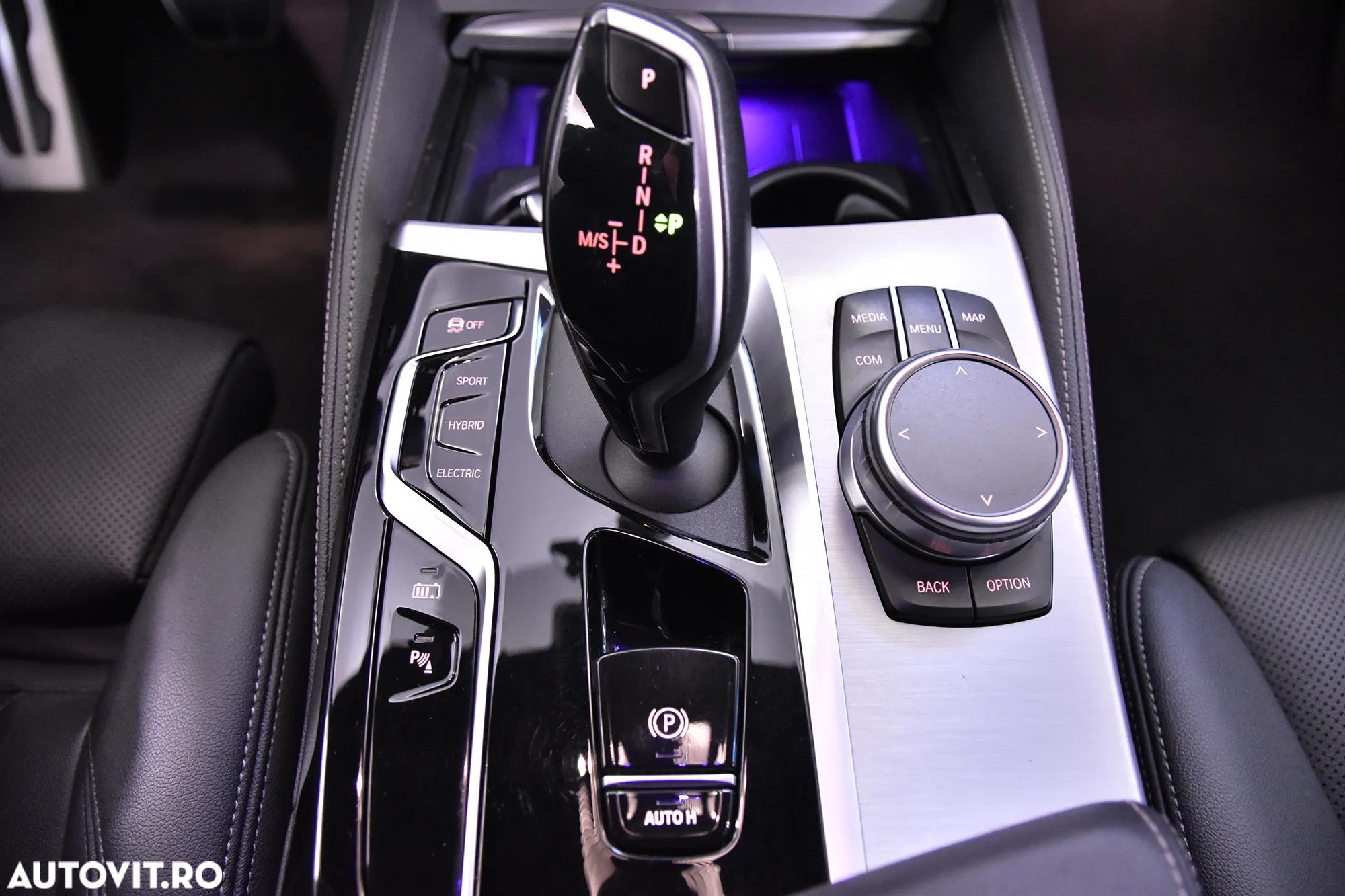 BMW Seria 5 530e xDrive AT PHEV - 16