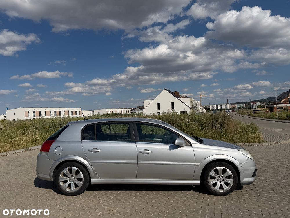 Opel Signum 1.9 CDTI Cosmo - 4