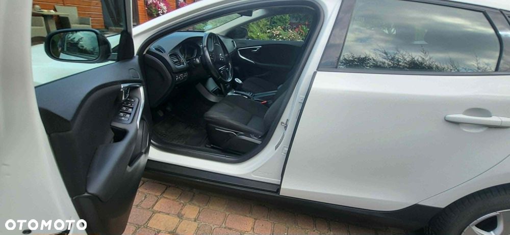 Volvo V40 Cross Country D2 Momentum - 7