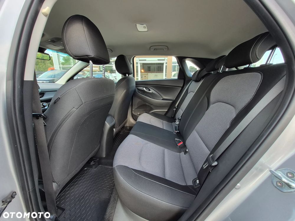 Hyundai i30 1.5 DPI Modern - 15