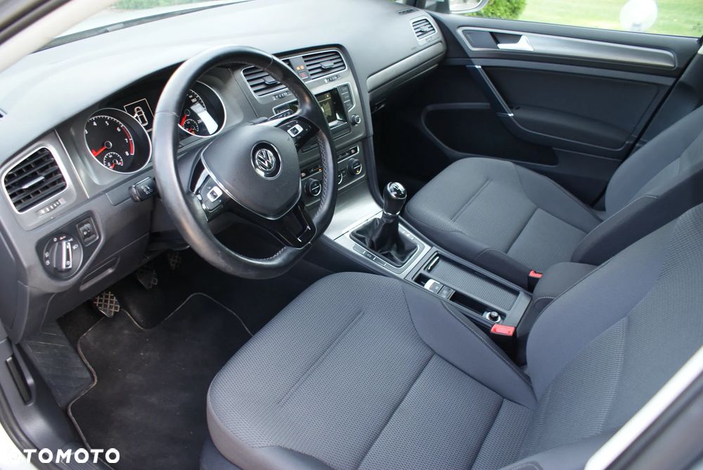 Volkswagen Golf 1.2 TSI BlueMot Comfortline - 3