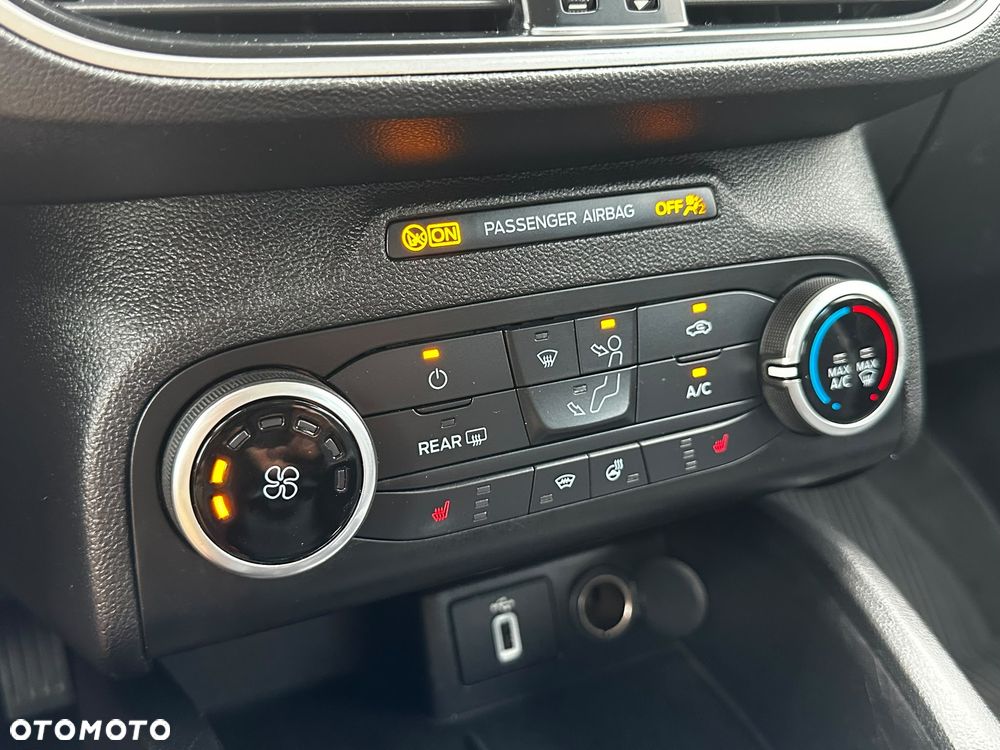 Ford Focus - 17