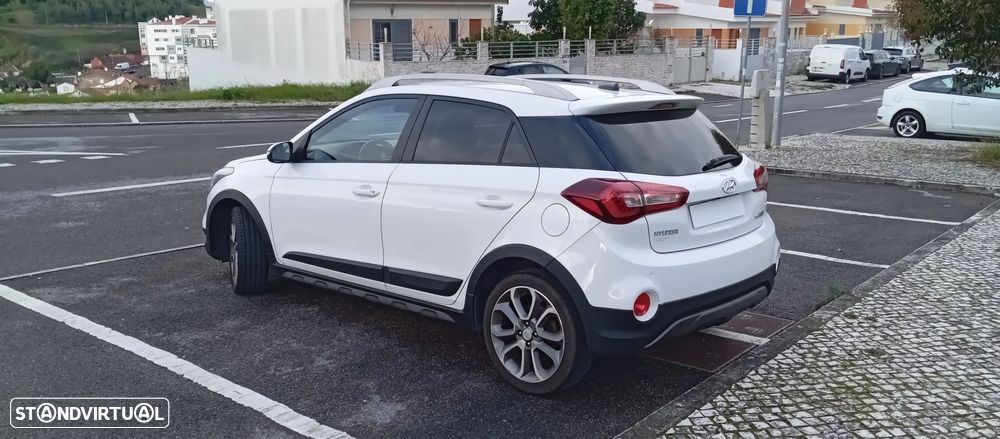 Hyundai i20 Active 1.0 T-GDi Style+TT 7DCT - 3