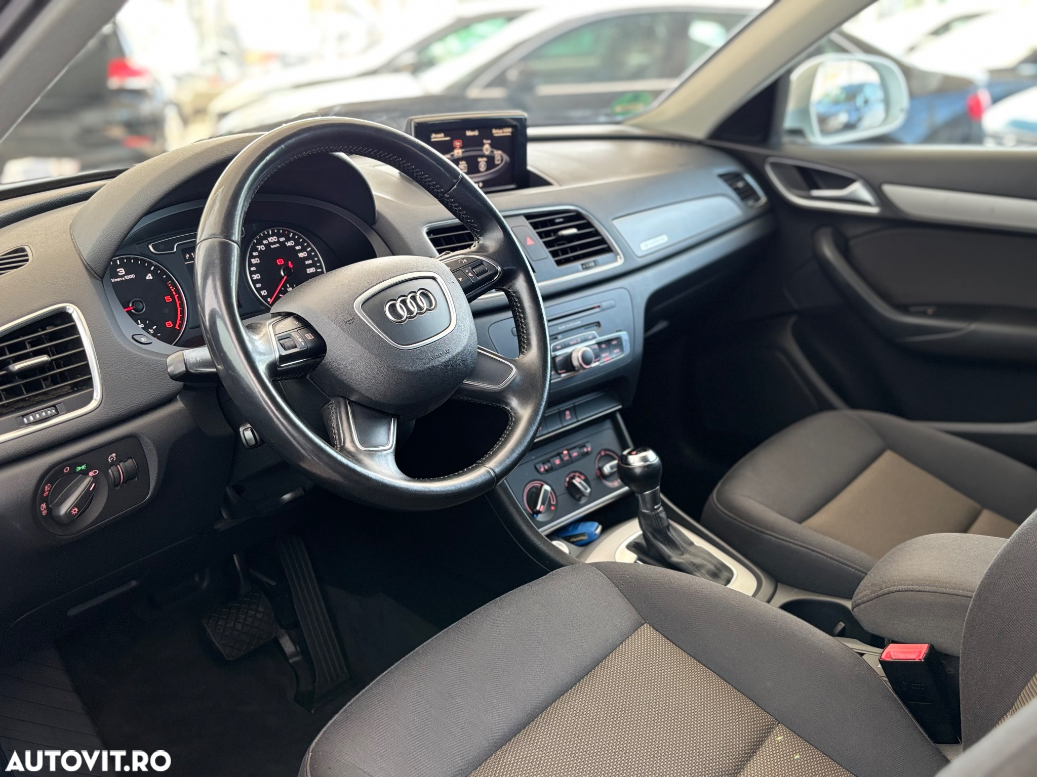 Audi Q3 2.0 TDI Quattro S tronic - 14