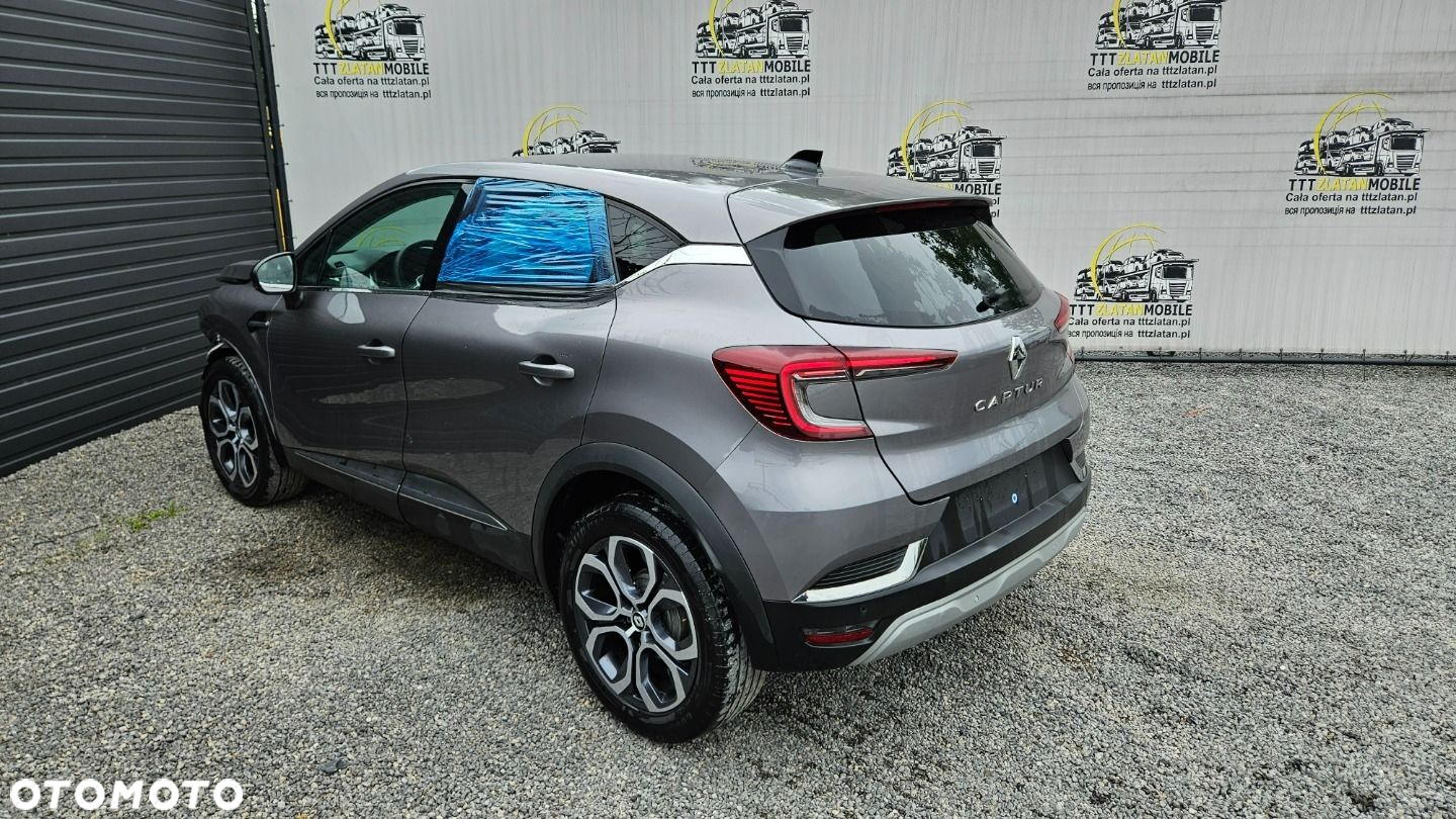 Renault Captur - 21