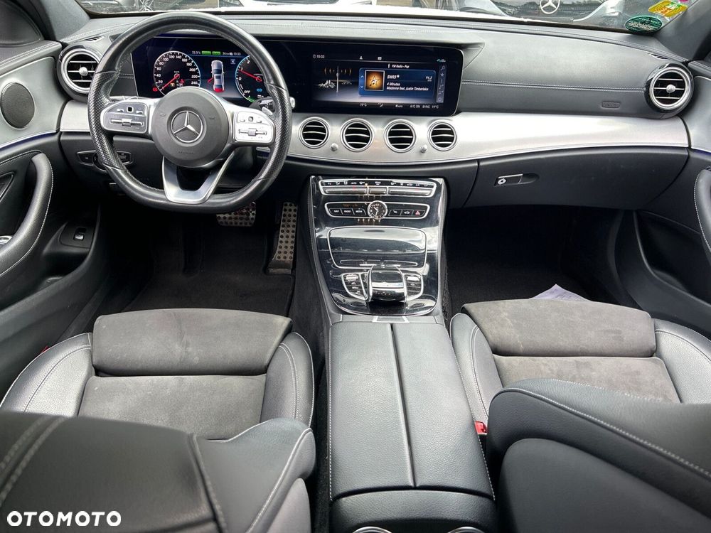 Mercedes-Benz Klasa E - 29
