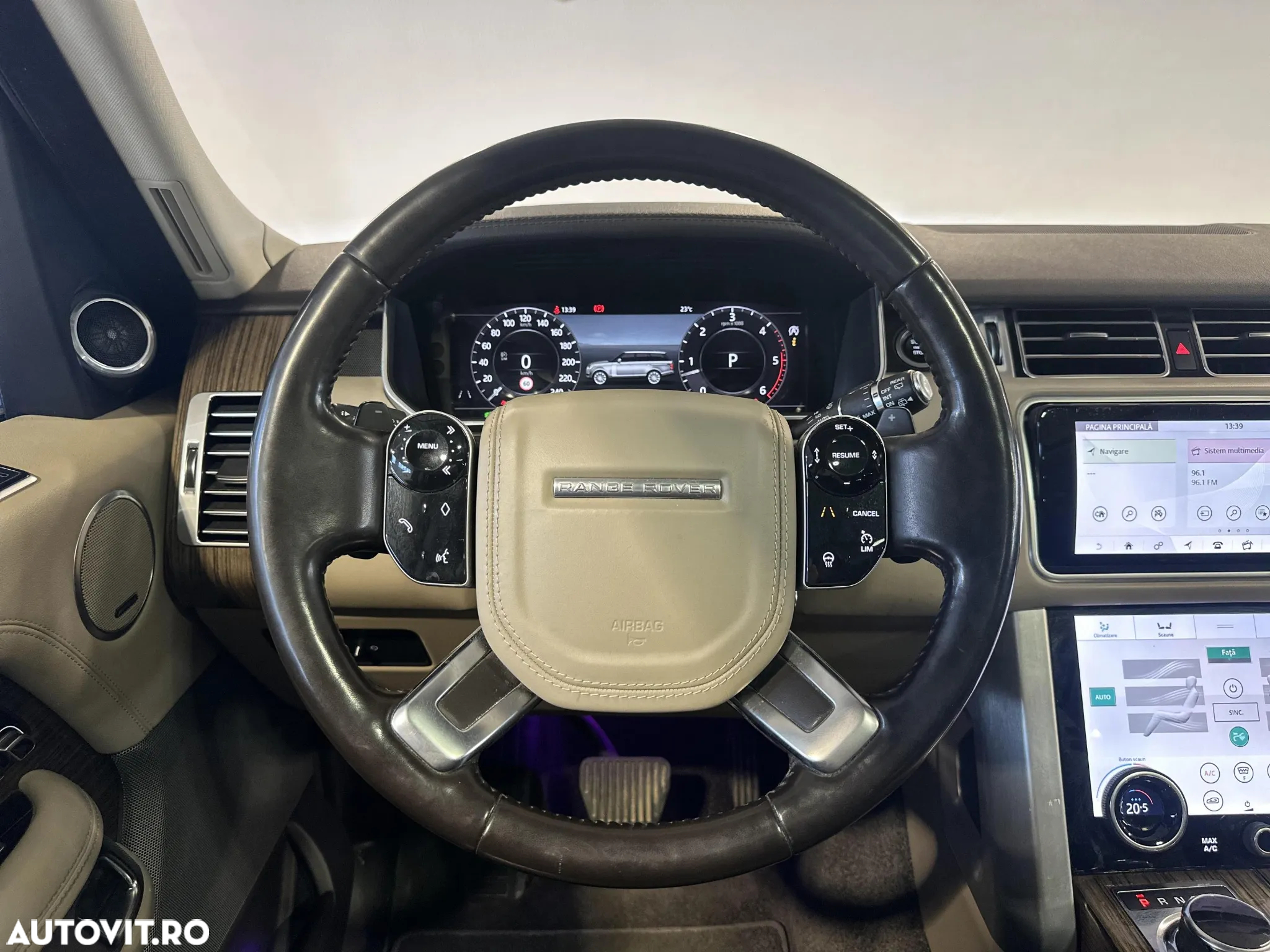 Land Rover Range Rover - 16