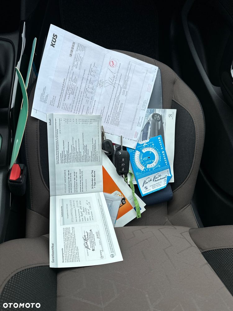 Peugeot 2008 PureTech 82 Allure - 38