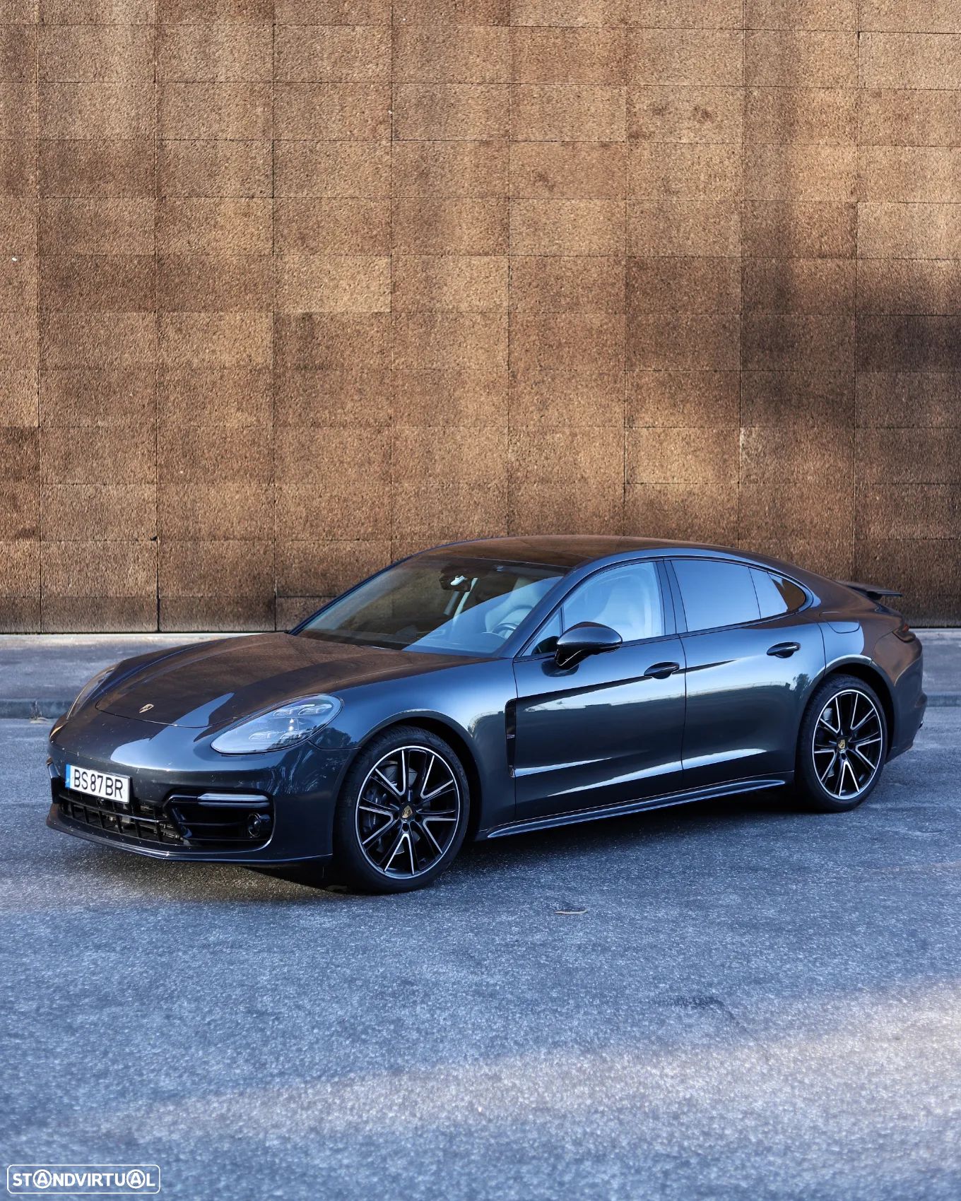 Porsche Panamera - 1