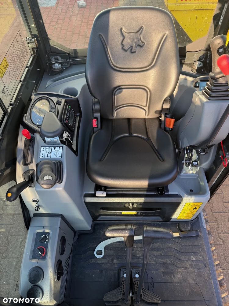 Bobcat E16-R2 - 5