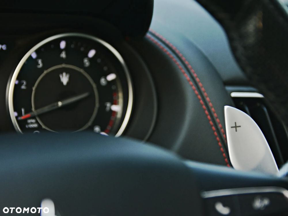 Maserati Levante S Q4 GranSport - 38