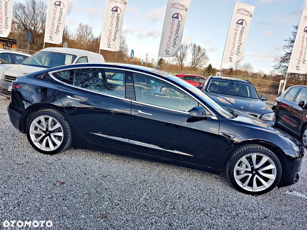 Tesla Model 3 Standard Reichweite Plus Hinterradantrieb - 25