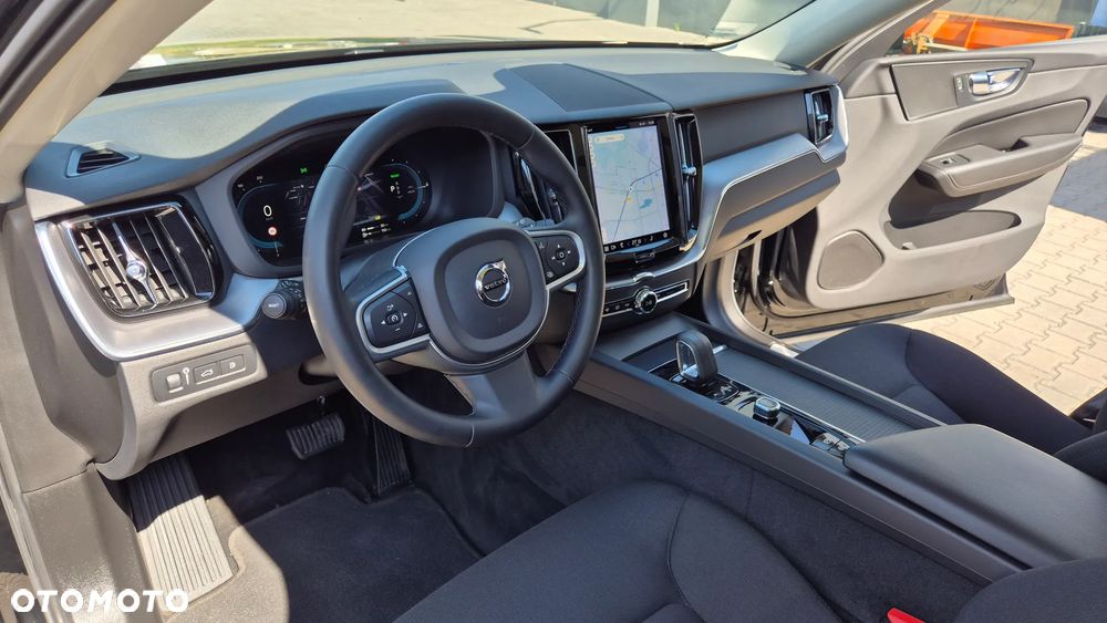 Volvo XC 60 T6 Plug-In Hybrid AWD Inscription Expression - 9