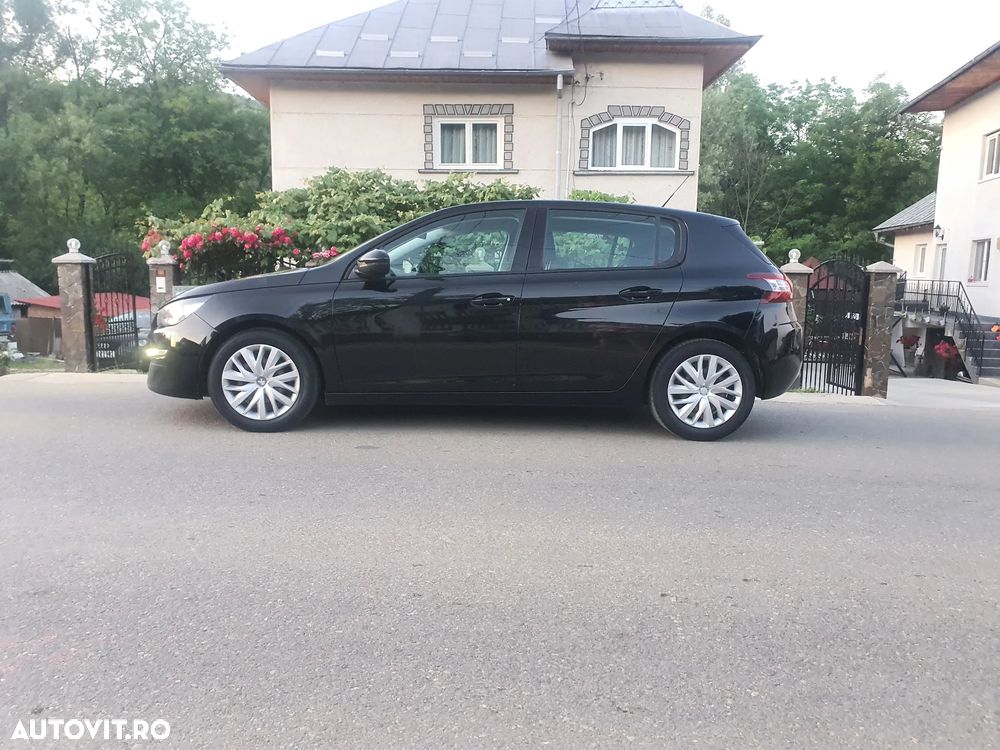 Peugeot 308 1.2 L PureTech Turbo Allure - 2