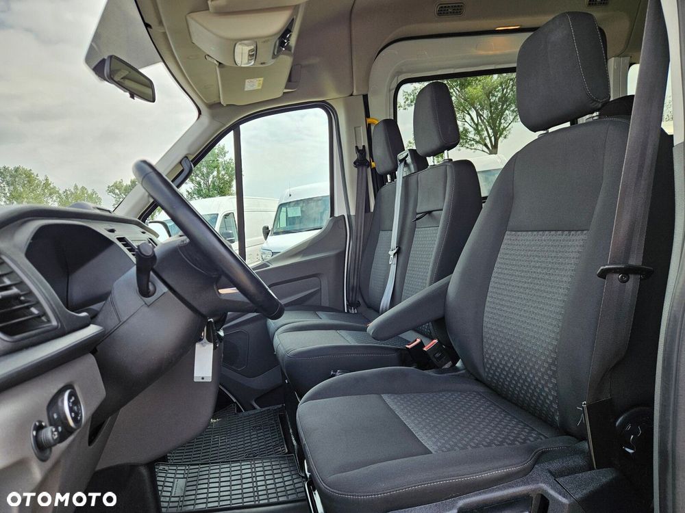 Ford Transit - 18