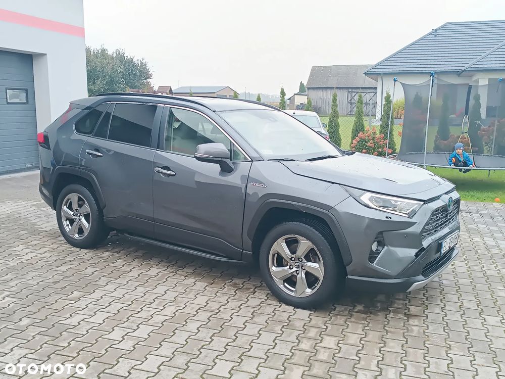 Toyota RAV4 - 5