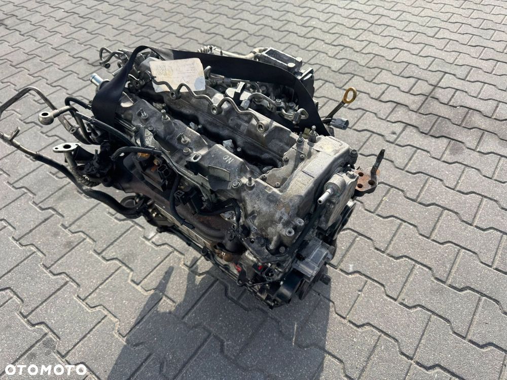 SILNIK 2.0 D-4D 1AD-FTV TOYOTA AVENSIS T27 2011 - 8