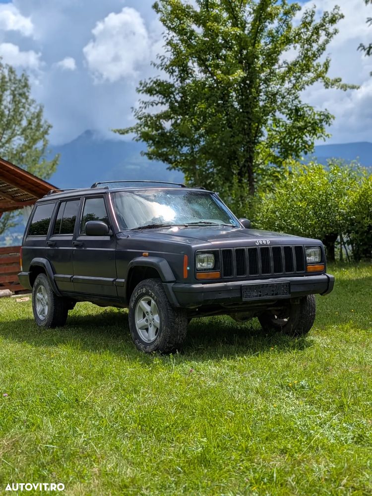 Jeep Cherokee - 2