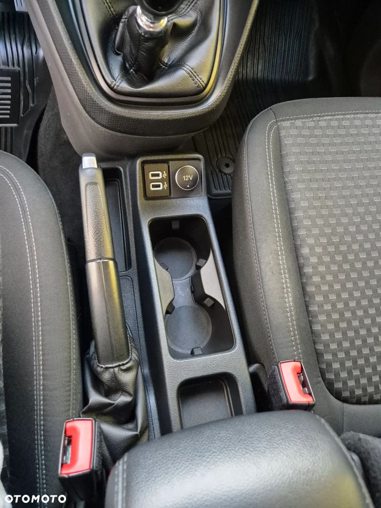 Ford Tourneo Connect - 17