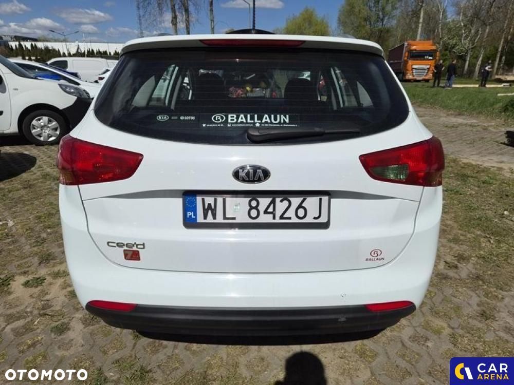Kia Ceed - 6