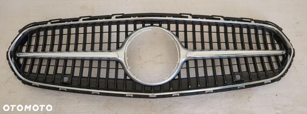 GRILL ATRAPA MERCEDES C-KLASA W206 2021- - 1