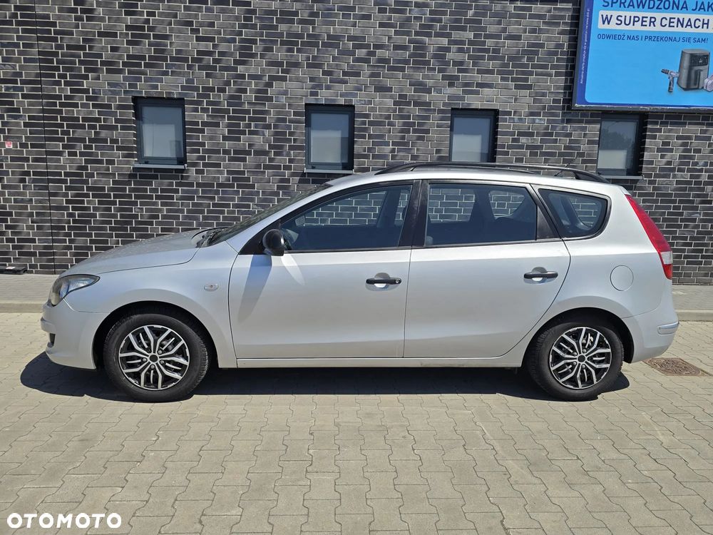 Hyundai i30 i30cw 1.4 Edition Plus - 8